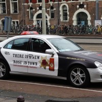 Supplemental income scheme for Mercedes taxi at the Waterlooplein