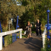 Hand operated draw bridge