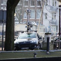 Google streetview car on the bridge