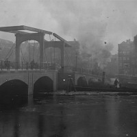 Magere brug photographed in 1911 by Eilers