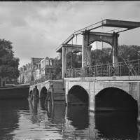 Magere brug in April 1909