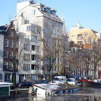 At 8am, a pipe froze and burst, quickly filling the houseboat with water.