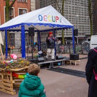 An Easter nest! And some guy singing at the Occupy space on the Beursplein