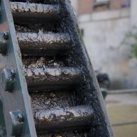 Heavily greased gears of the Scharrelbierbrug at Entrepotdok